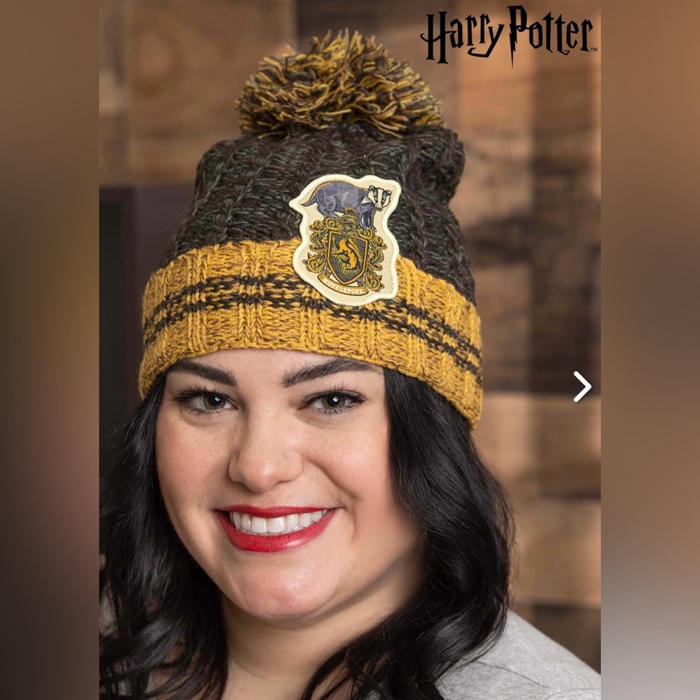 NWT Elope Harry Potter Hufflepuff crest Knit Beanie